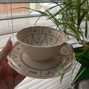 Zodiac Tea Leaf Reading Cup & Saucer Set – Fortune Telling / Astrology Symbols